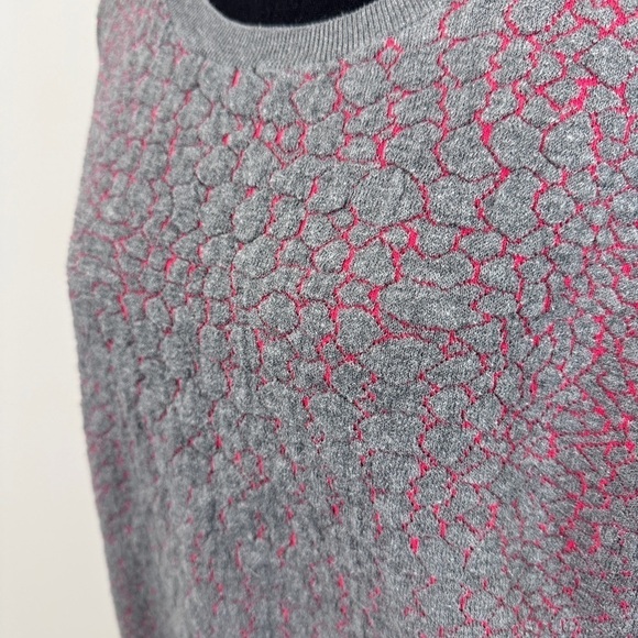 Halogen Textured Pink Gray Crew Sweater (PL) - Picture 3 of 7